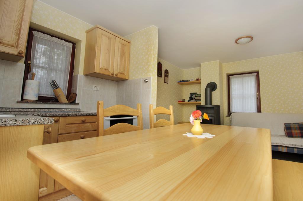 Ekoloska Turisticna Kmetija Pri Lovrcu Tolmin Chambre photo